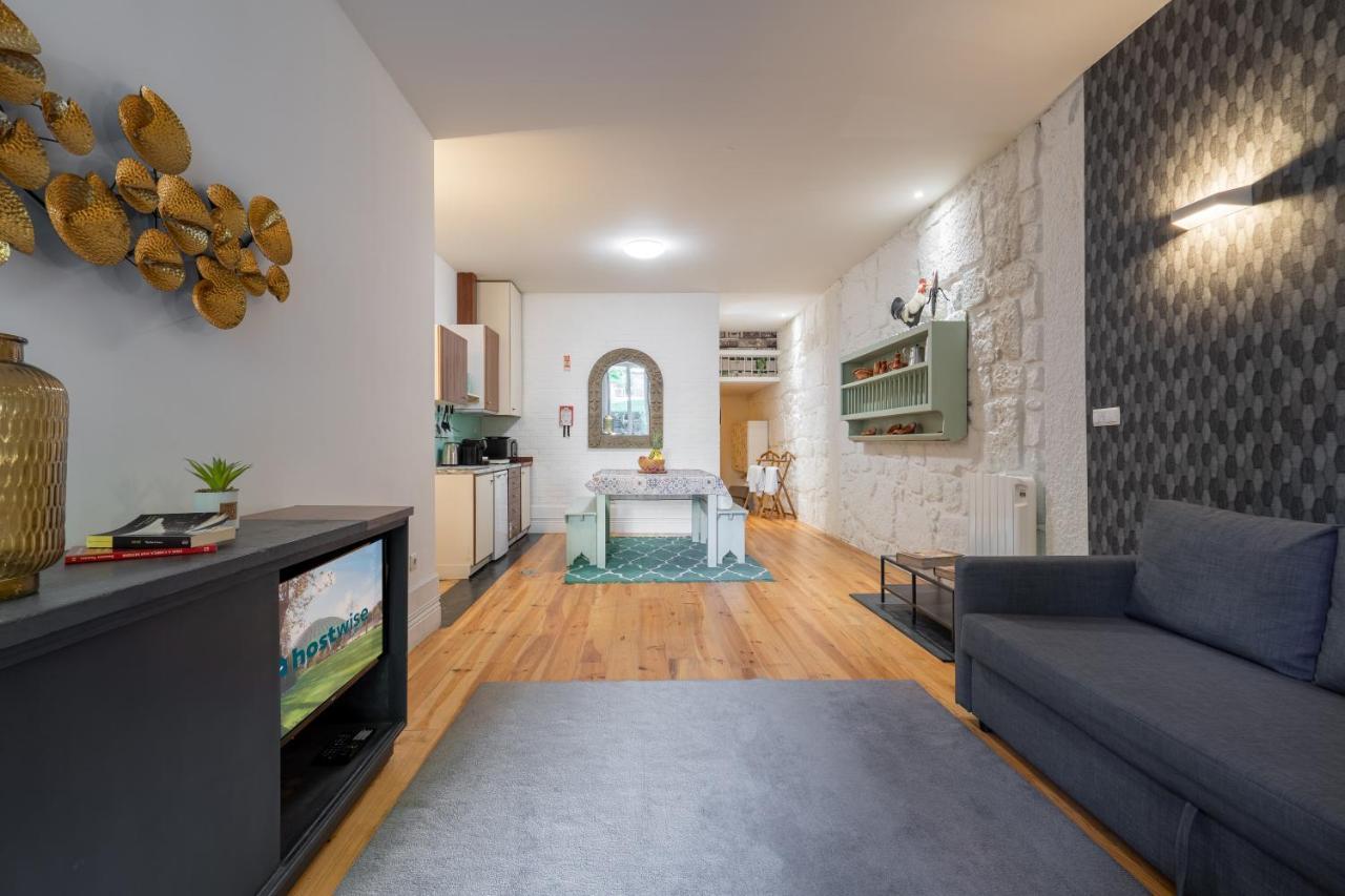 Host Wise - Homely Noble Flats - Garden & Jacuzzi بورتو المظهر الخارجي الصورة